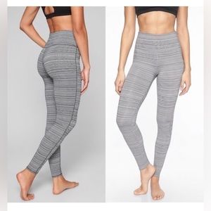 Athleta Gray White Striped Chaturanga Textured Yoga Leggings XS